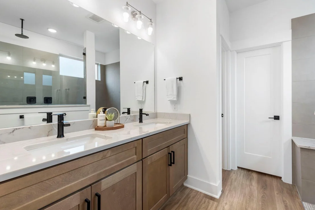 Photo of 16103 Sapphire Crest Drive