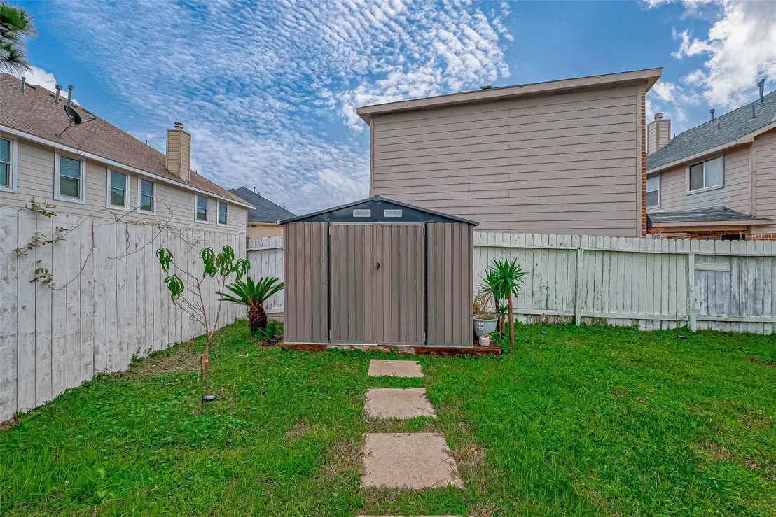 Photo of 22922 Montclair Park Lane