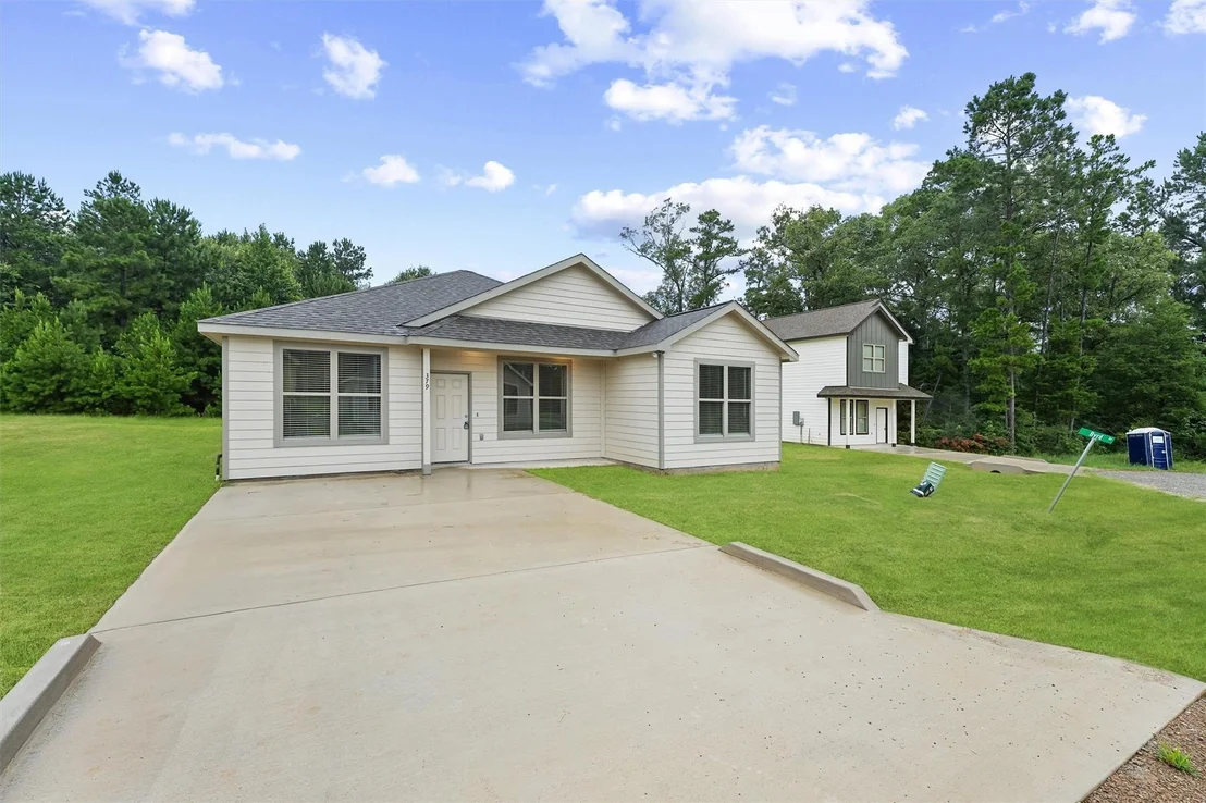 Photo of 379 Byrd Drive