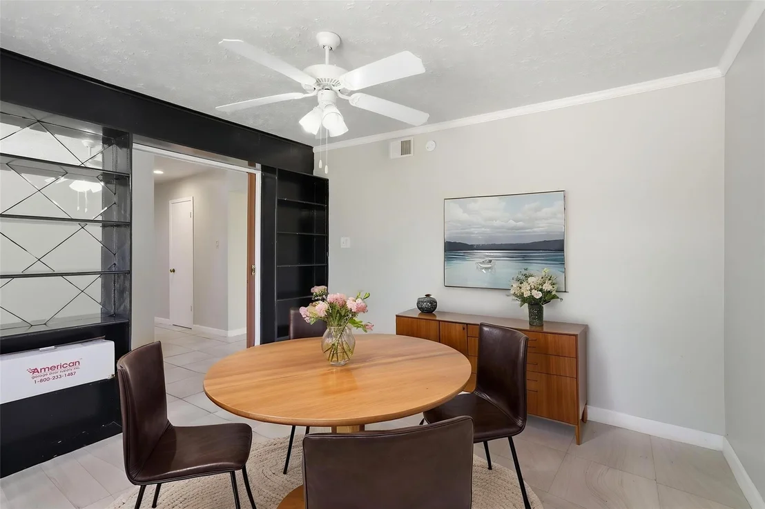 Photo of 2315 Hampton Road