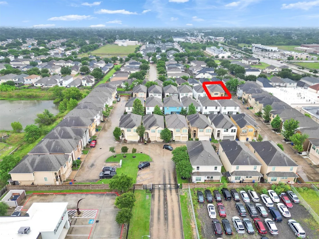 Photo of 7923 Ashford Trace Drive
