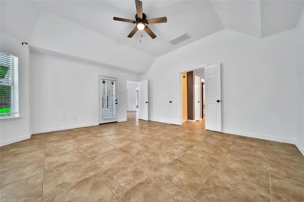 Photo of 82 Terraglen Drive