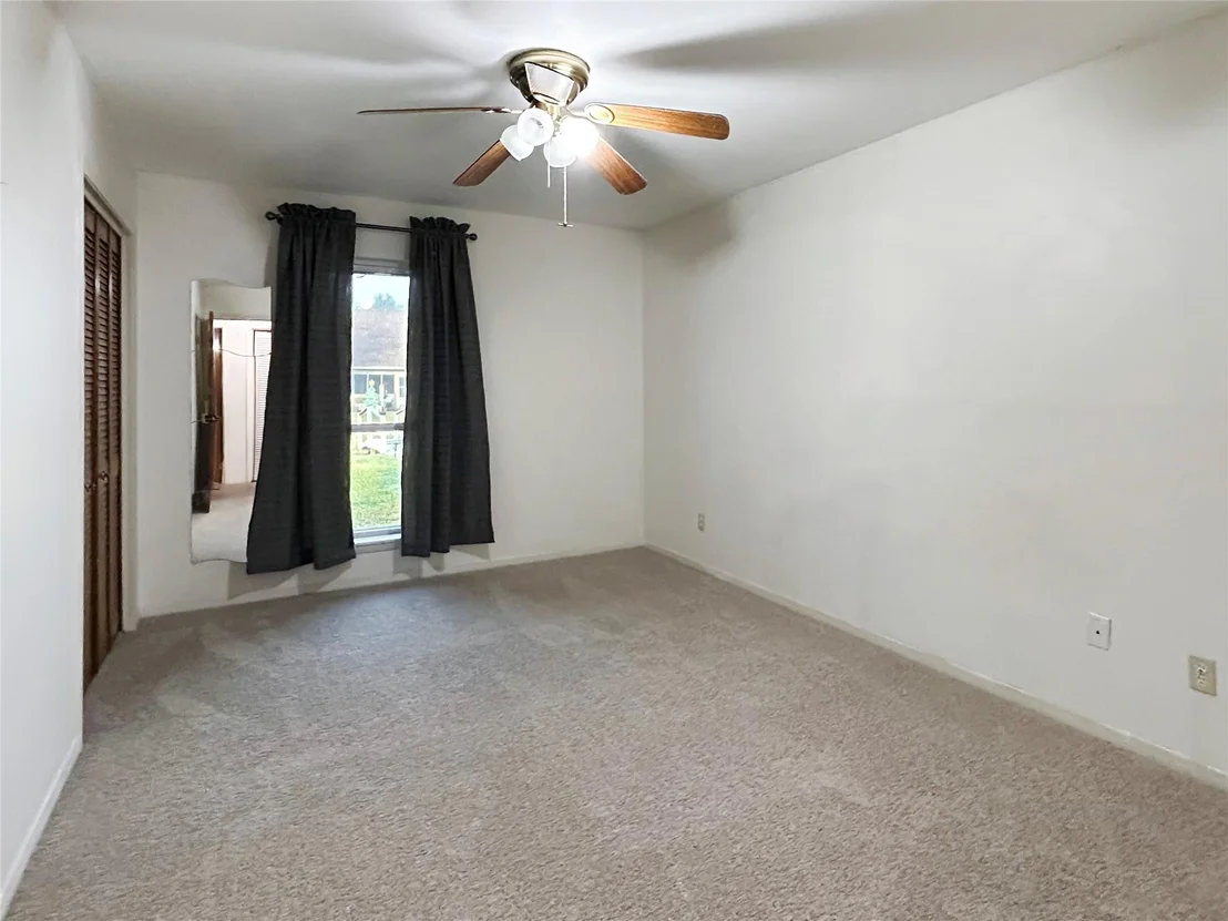 Photo of 6132 Fox Ridge Drive