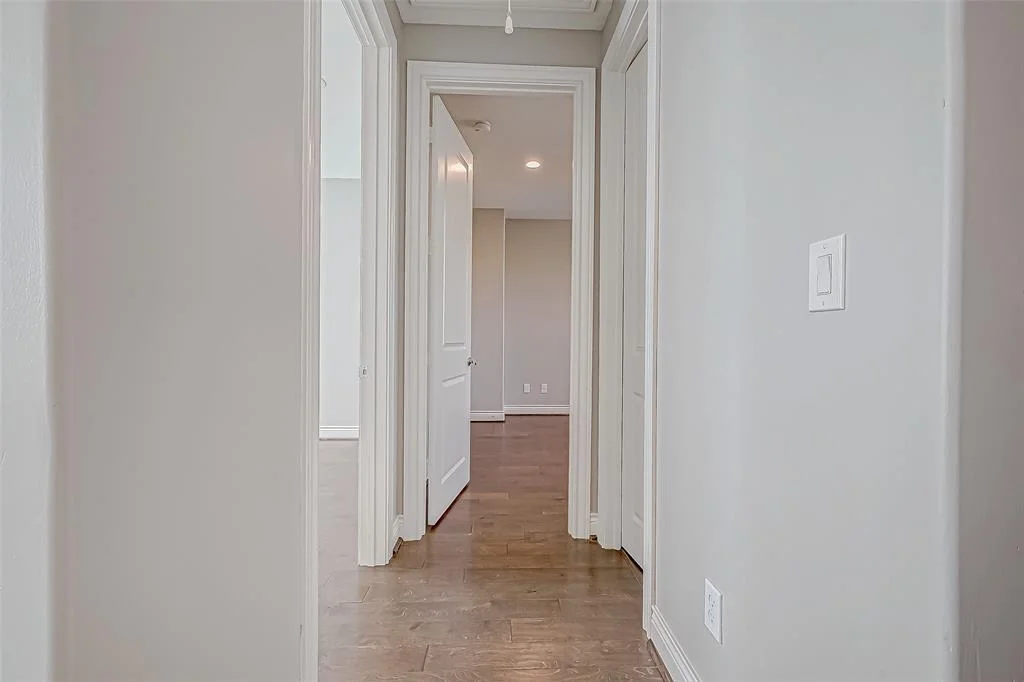 Photo of 8902 Spring Knoll Forest Drive