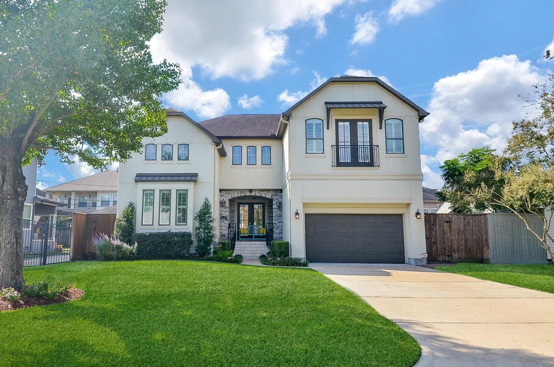 Photo of 4625 Maple Street