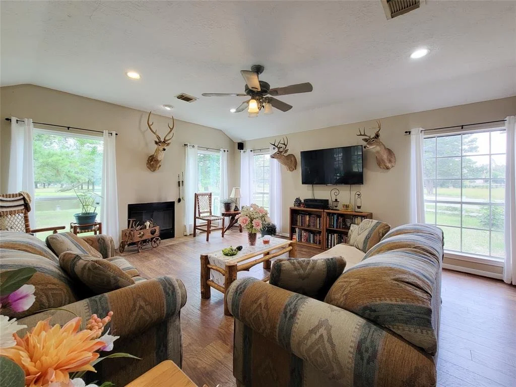 Photo of 20312 Bauer Hockley Road