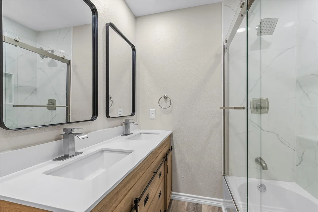 Photo of 21113 Harrison Drive