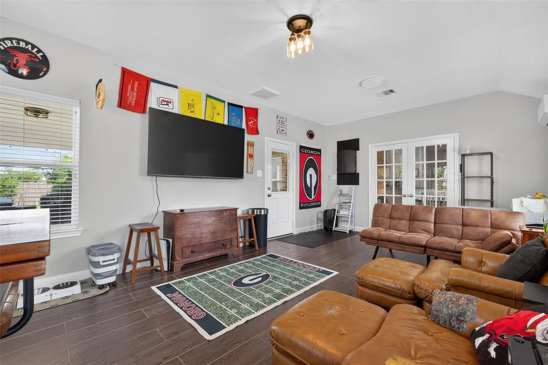 Photo of 10706 Harry Drive