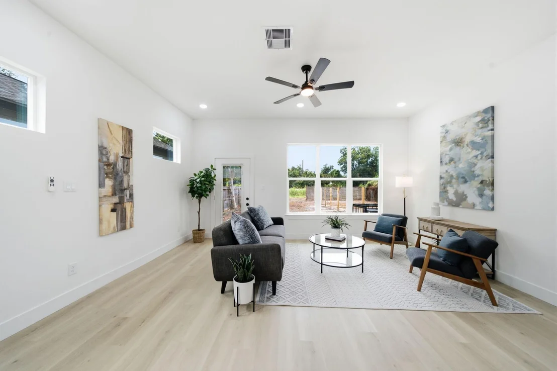 Photo of 2311 Creston Drive