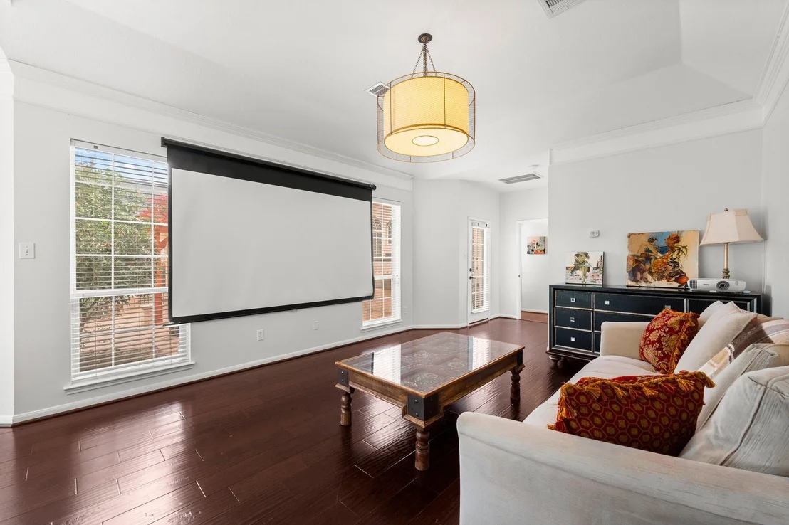 Photo of 6531 Glenhill Drive