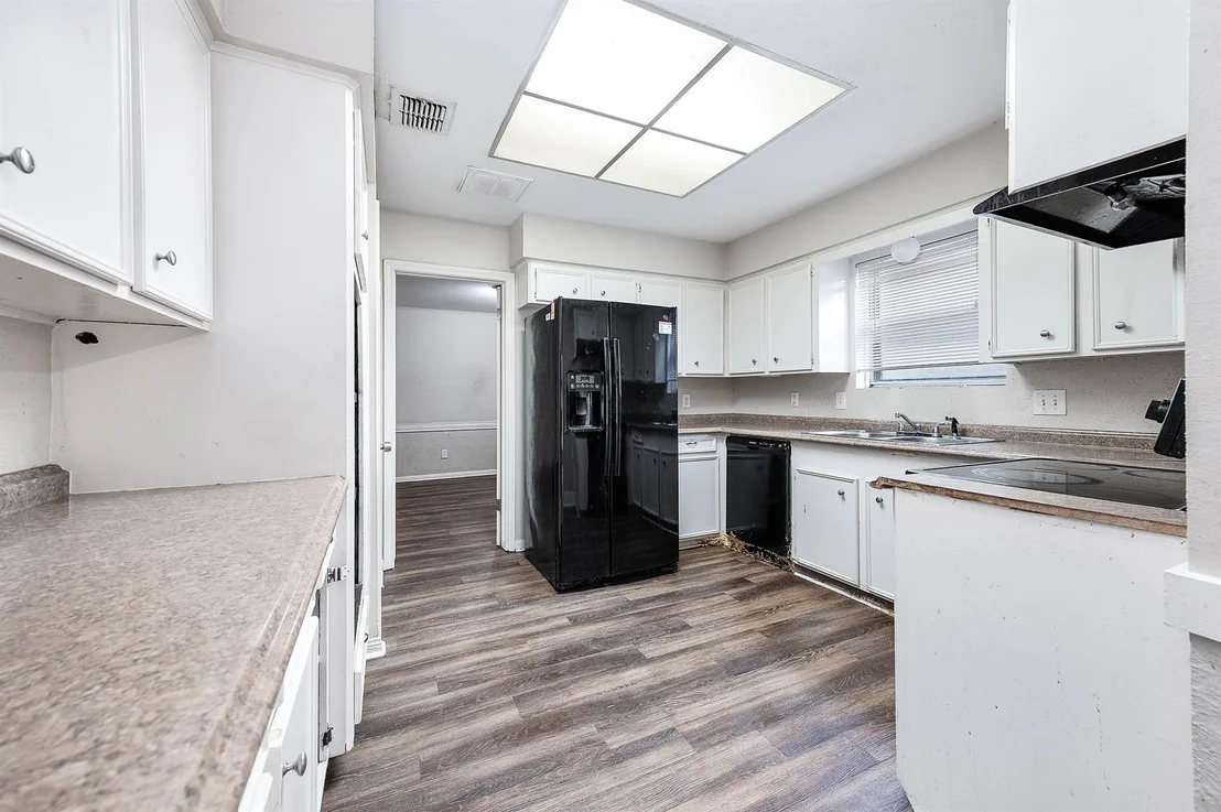 Photo of 7526 Antoine Drive