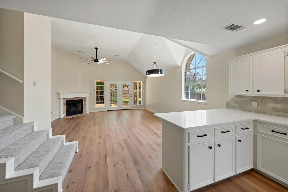 Photo of 6979 Breezy Point