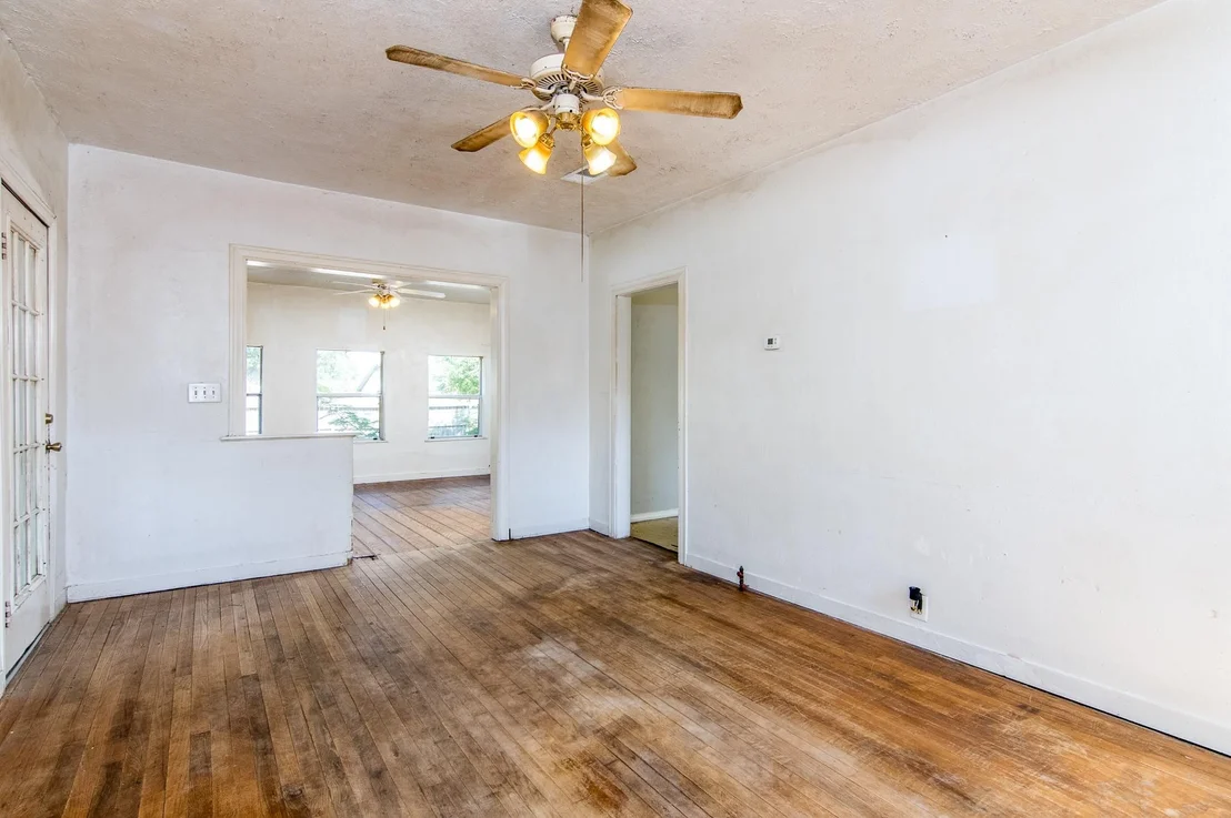 Photo of 1004 Barbara Street