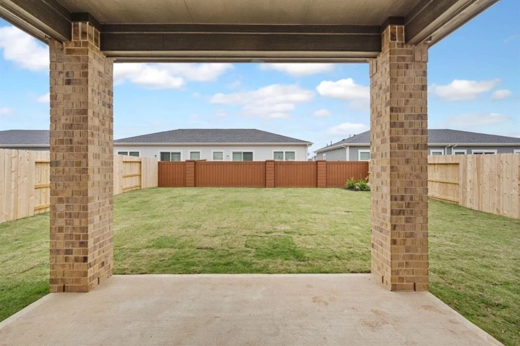 Photo of 22135 Ingham Bluff Lane