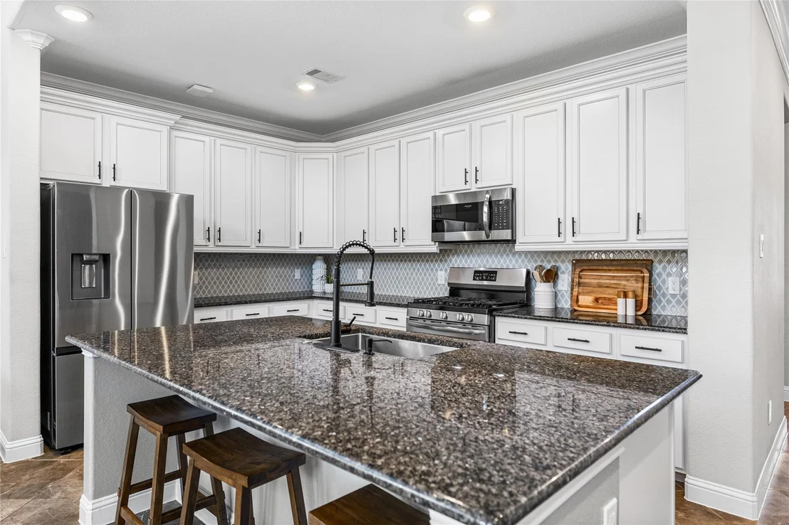 Photo of 4320 Silver Oak Place