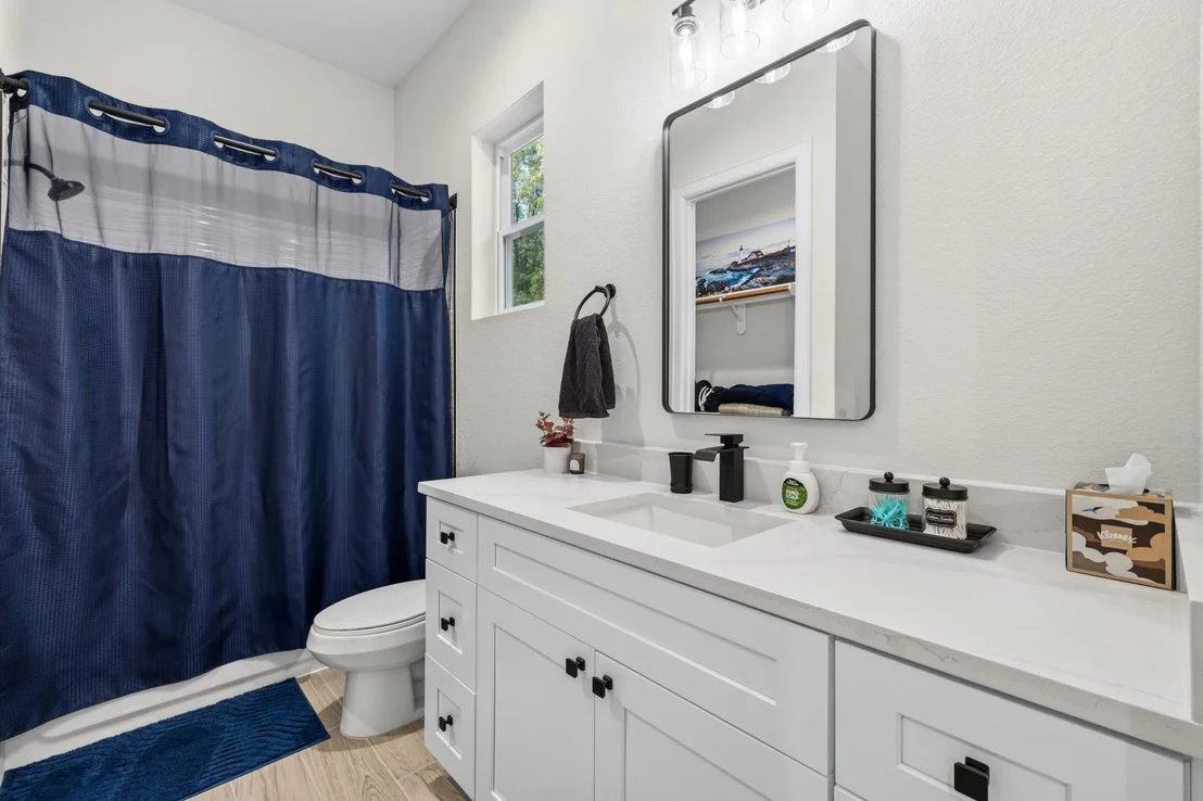 Photo of 2439 Centurian Circle