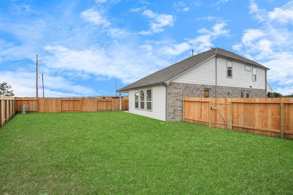 Photo of 15815 Walnut Leaf Lane