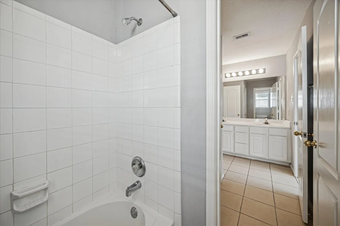 Photo of 17610 Forest Haven Trail