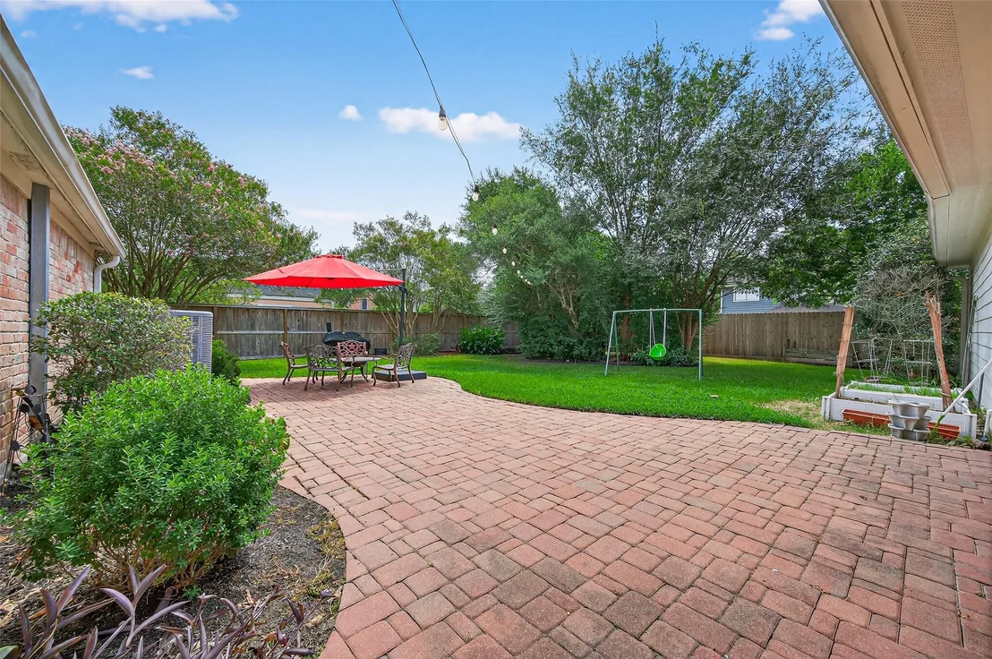 Photo of 18307 Harrow Hill Drive