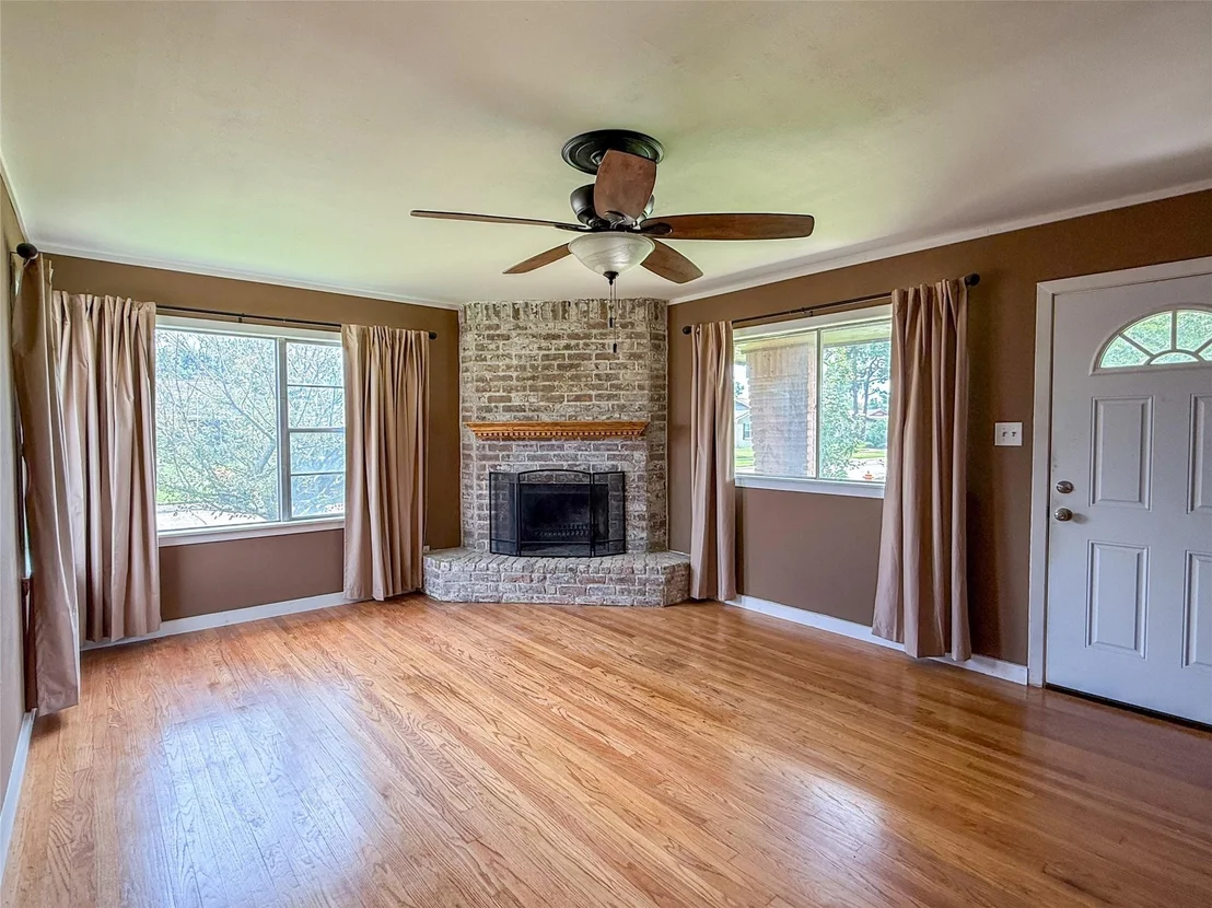 Photo of 3321 Tanglebriar Drive