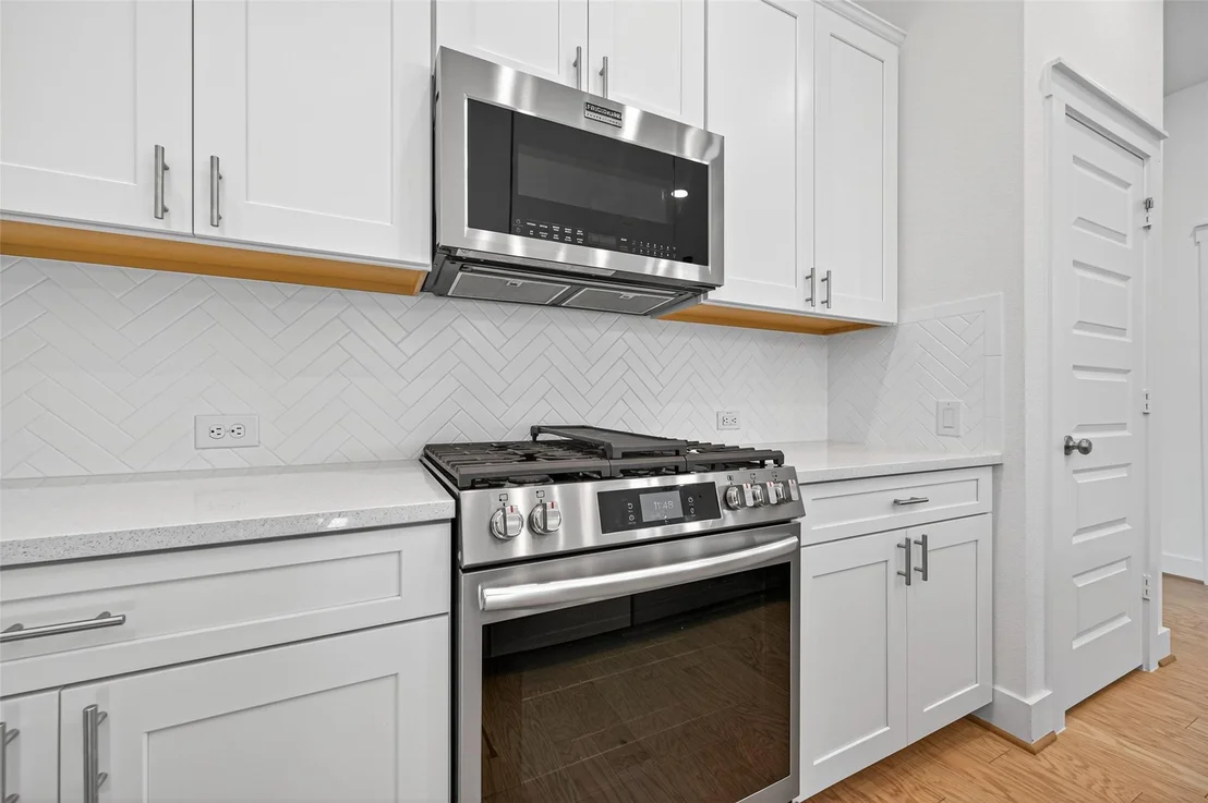 Photo of 15118 Tenacious Drive