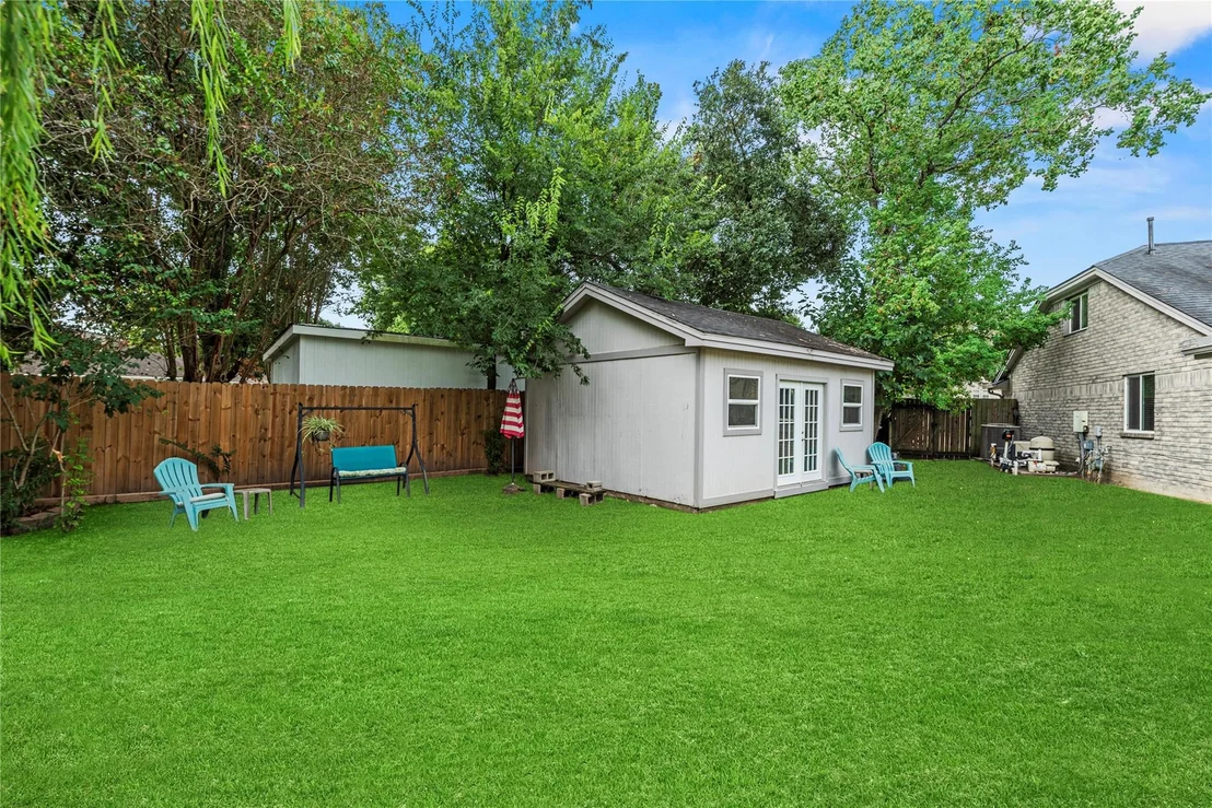 Photo of 2418 Pebbledowne Circle