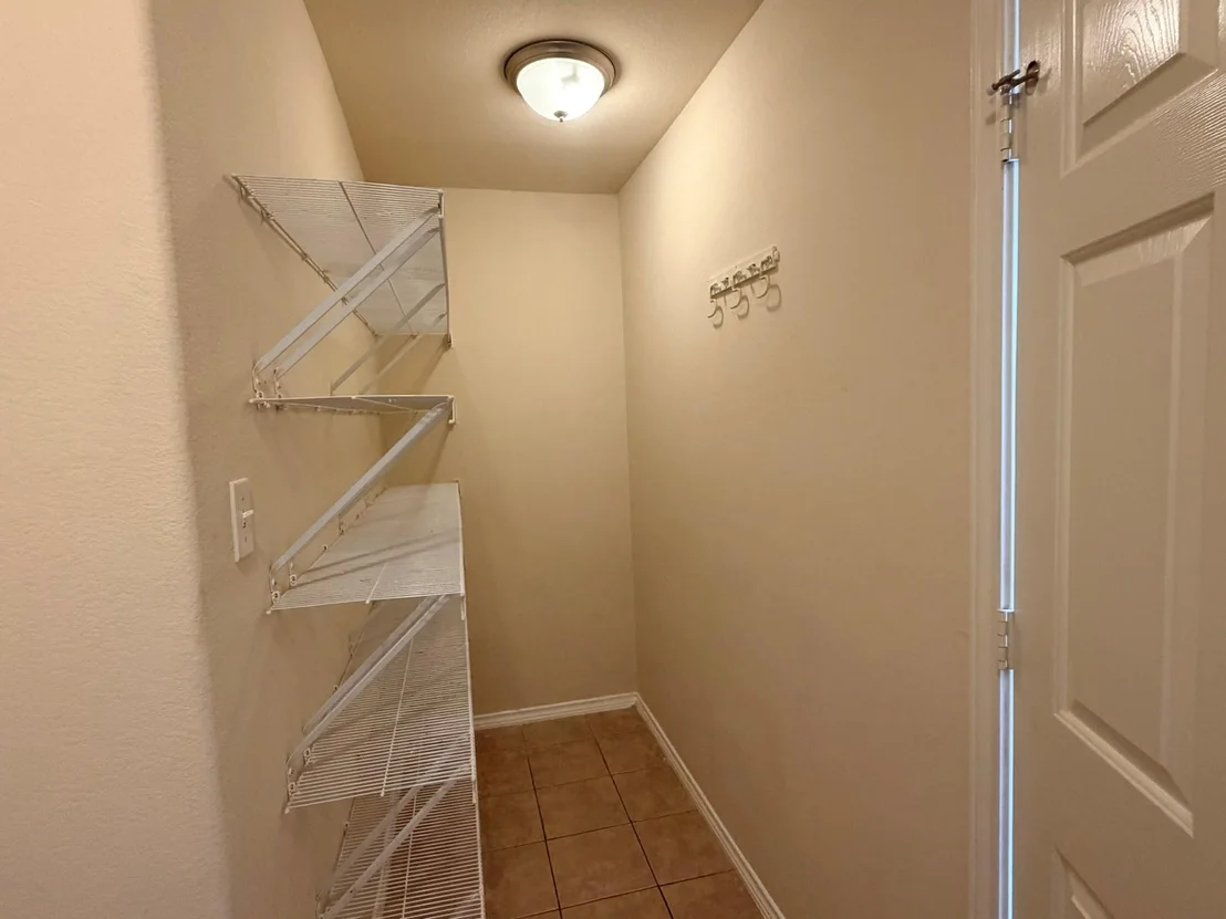 Photo of 316 Housefinch Loop