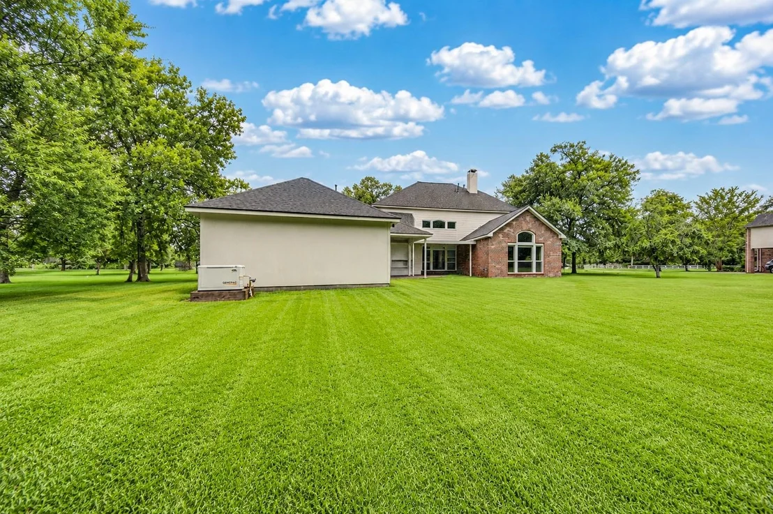 Photo of 7110 Rustling Oaks Drive