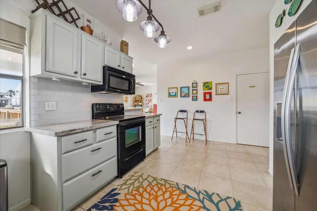 Photo of 1007 Tiki