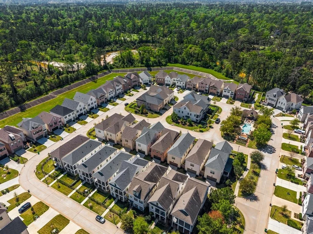 Photo of 25217 Liberty Mill Drive