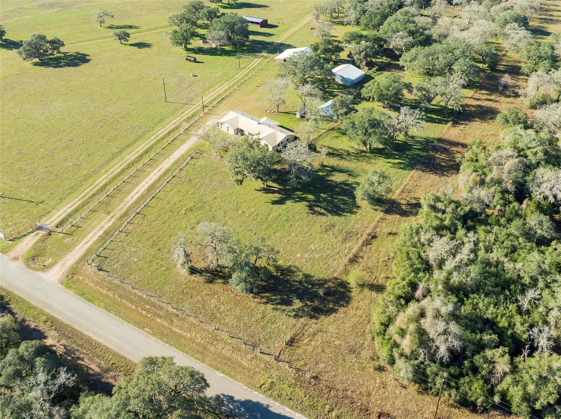 Photo of 1168 County Road 450