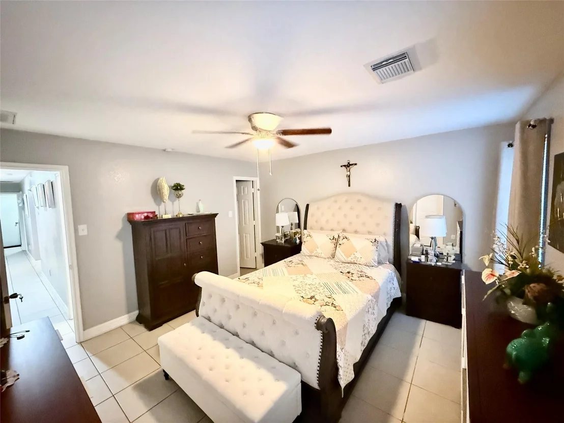 Photo of 22843 Twisting Pine Drive