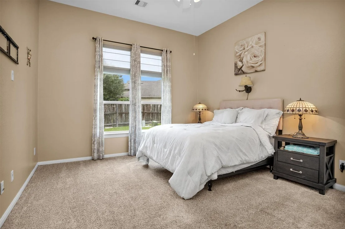 Photo of 7411 Lynnbrook Falls Lane