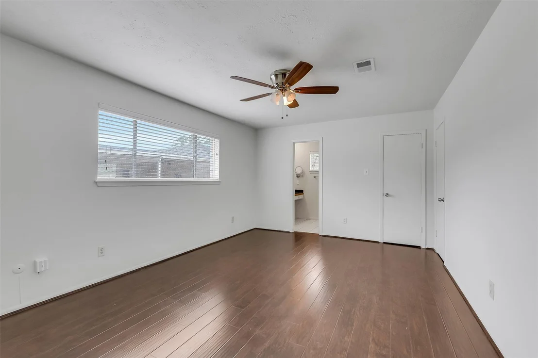 Photo of 25403 Glen Loch Drive