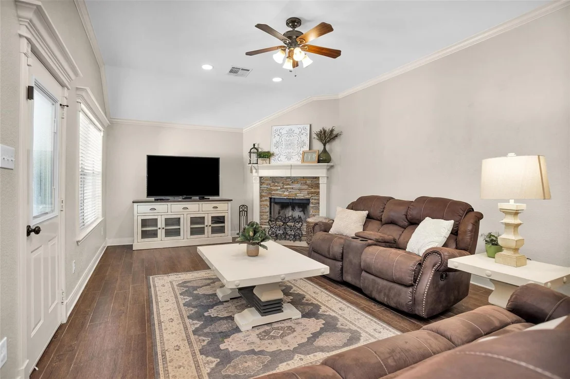 Photo of 11210 Walden Road