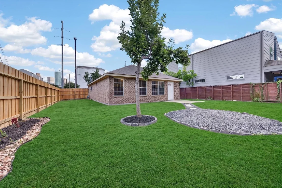 Photo of 1302 Shearn Street