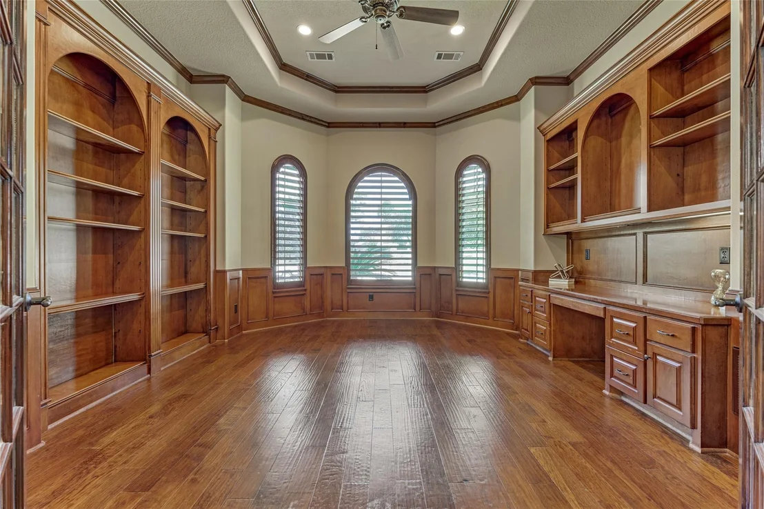 Photo of 8003 Marshall Falls Drive