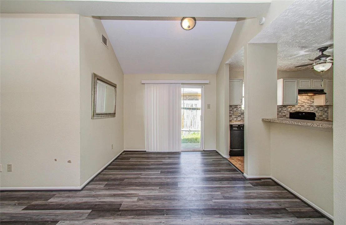 Photo of 4911 Tealgate Drive