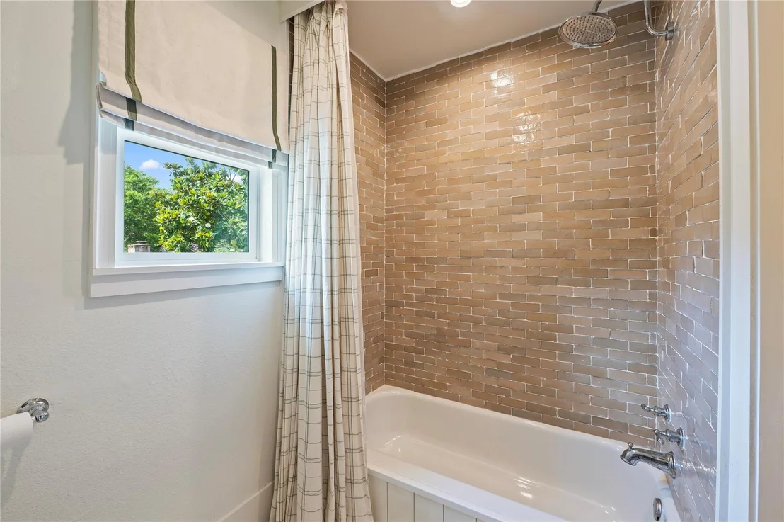 Photo of 12035 Riverview Drive