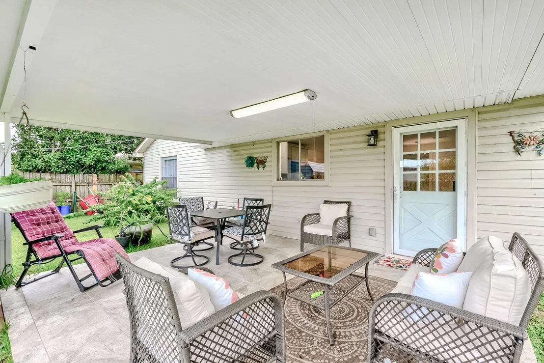 Photo of 2103 Avenue N