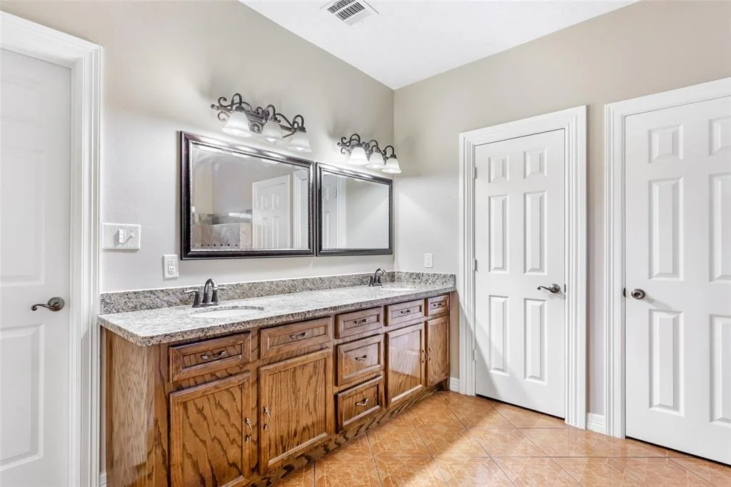 Photo of 15908 Mcnorton