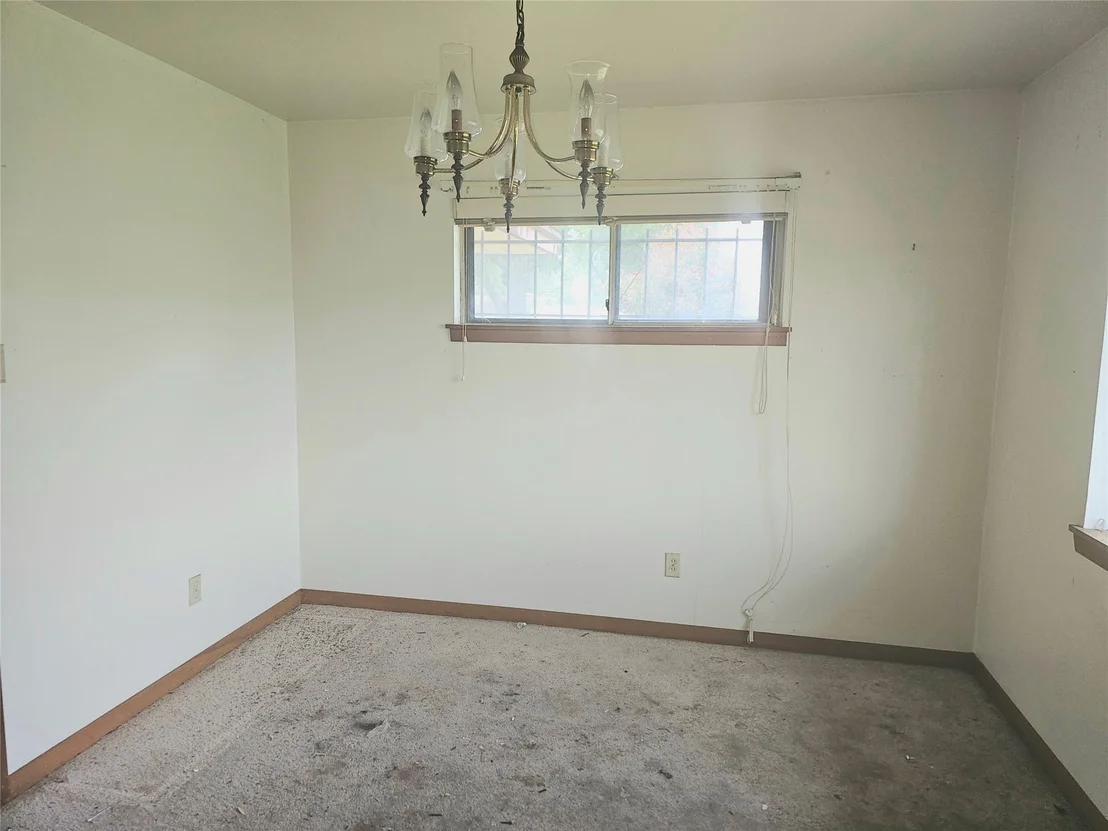 Photo of 8431 Dover Street