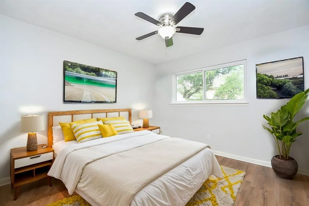 Photo of 935 Western Hills Drive