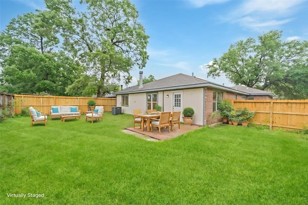 Photo of 14915 Dunster Lane
