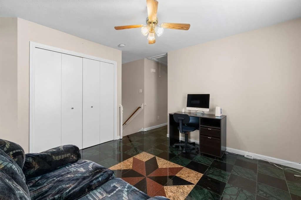 Photo of 16338 North Glade