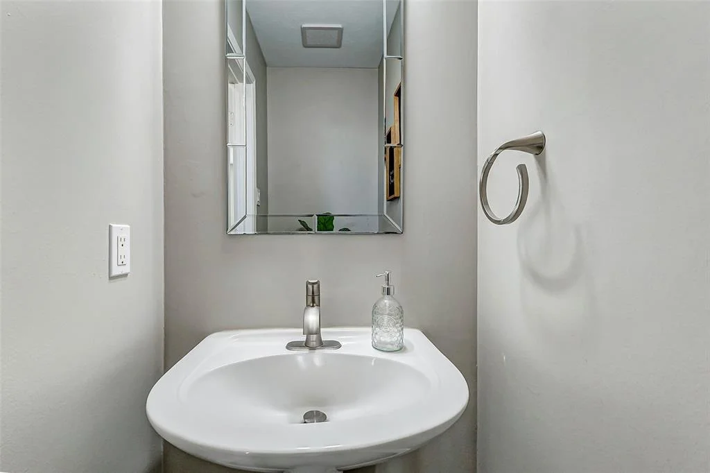 Photo of 17425 Jackson Pines Drive