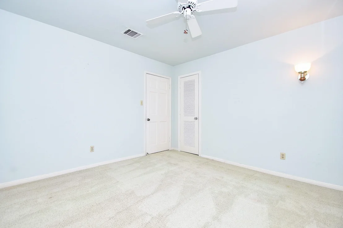 Photo of 17414 Rustic Canyon Trail