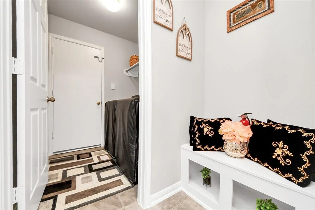 Photo of 2918 Silverhorn Lane
