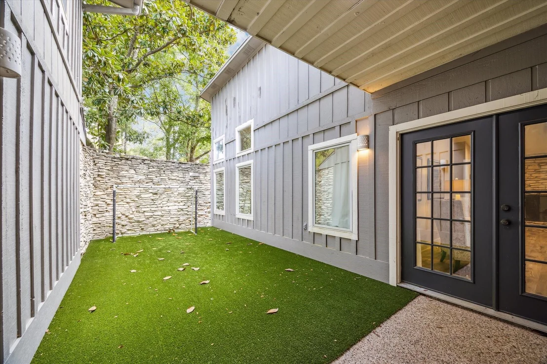 Photo of 2835 W Wildwind Circle