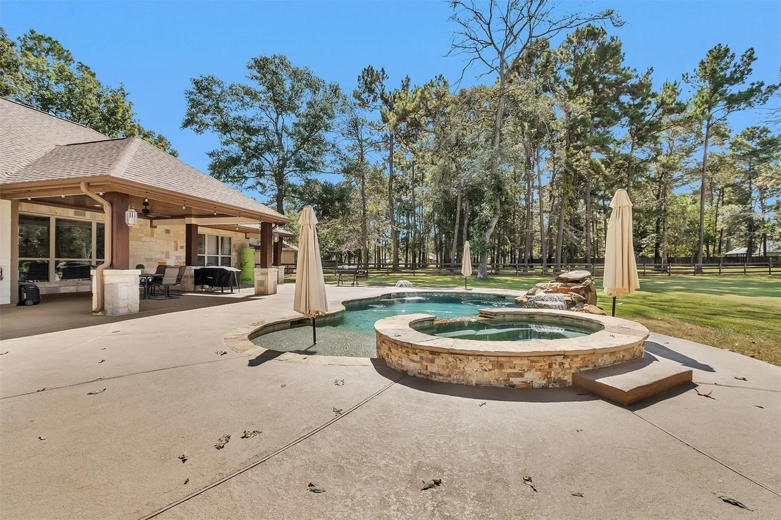 Photo of 11498 Oak Springs Drive